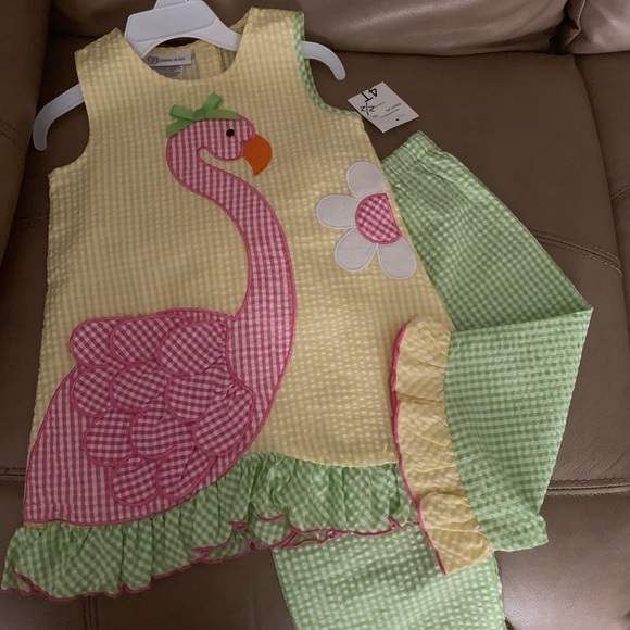 Bonnie Jean Ruffled Set - Picture 2 of 3